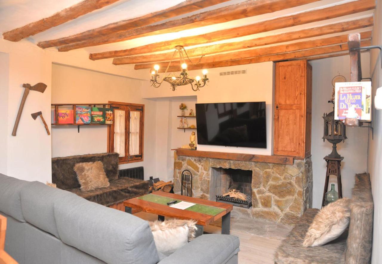 Appartement Triplex Rustico-Moderno Hasta 18 Plazas - Pobla De Lillet à La Pobla de Lillet Extérieur photo