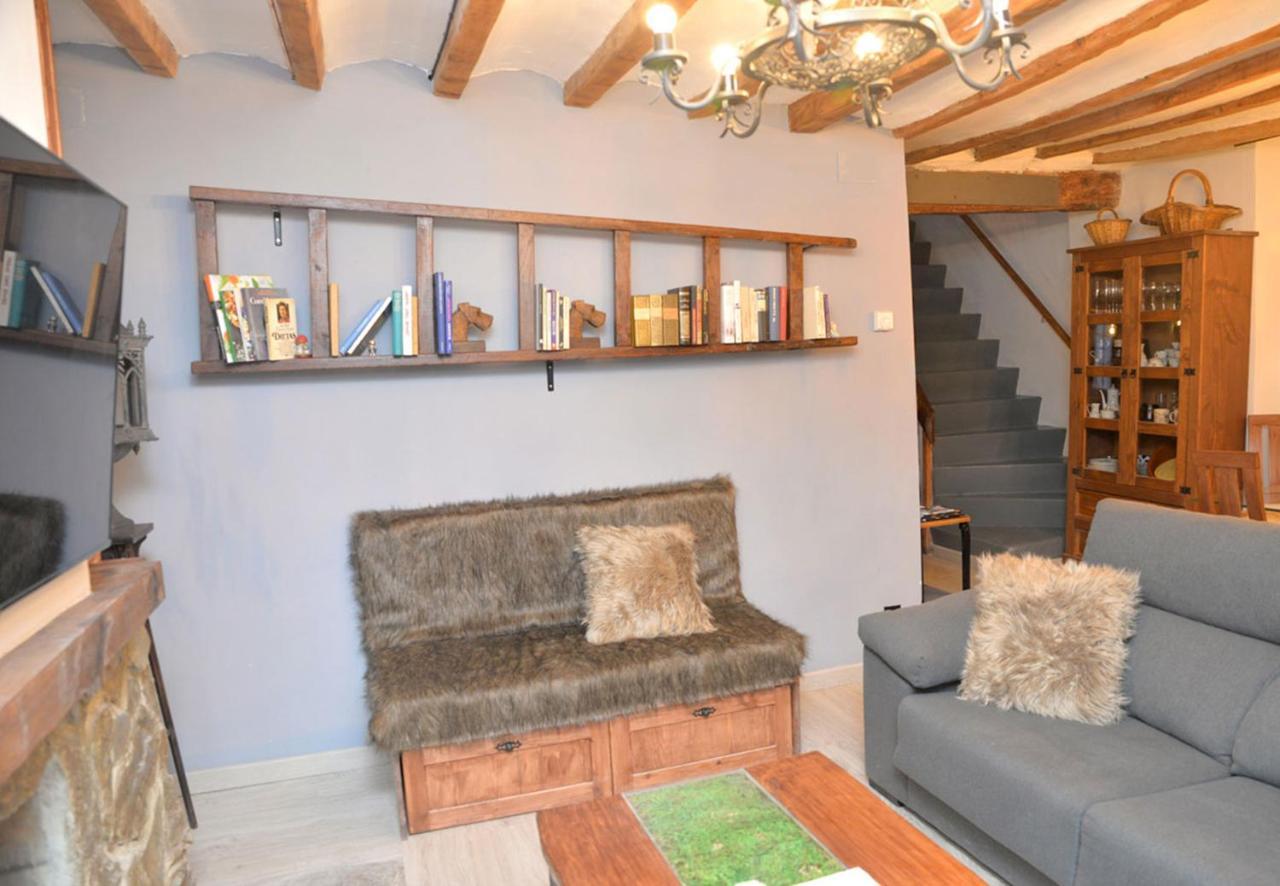 Appartement Triplex Rustico-Moderno Hasta 18 Plazas - Pobla De Lillet à La Pobla de Lillet Extérieur photo