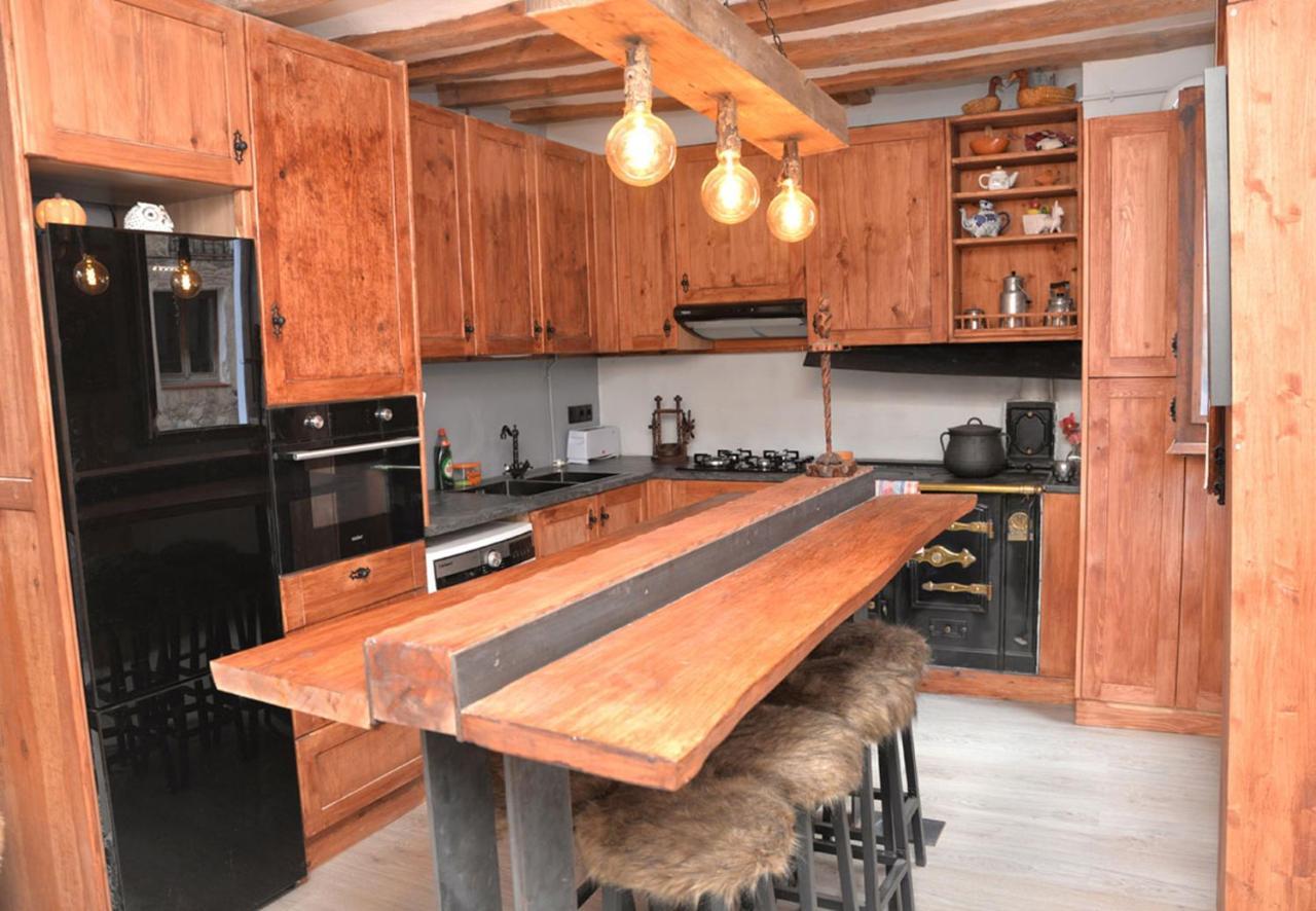 Appartement Triplex Rustico-Moderno Hasta 18 Plazas - Pobla De Lillet à La Pobla de Lillet Extérieur photo